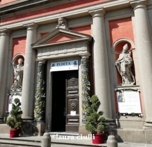 Porta Santa Chiesa della Trinità a Viterbo 