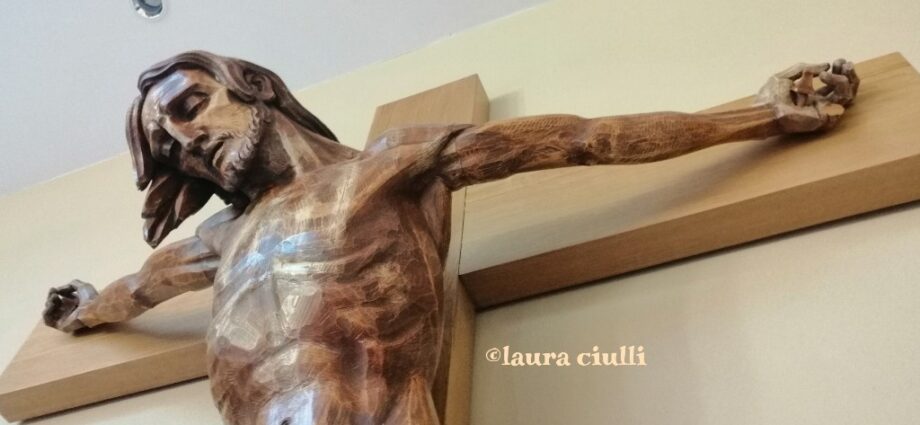Crocifisso, Ph Laura Ciulli
