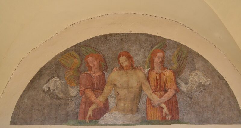 restauro conservativo della lunetta dipinta a fresco sotto i portici di palazzo dei Priori