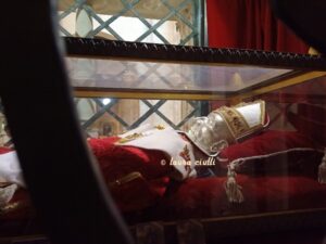 Papa Celestino V, Basilica di Santa Maria di Collemaggio L'Aquila