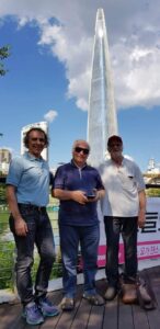 Da sinistra: padre Vincenzo Bordo, don Alberto Canuzi e don Gianni Carparelli