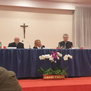 Attenzione e cura per sogni e fragilità giovanili nell’incontro tra generazioni 